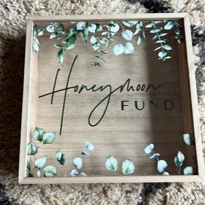 Honeymoon fund box